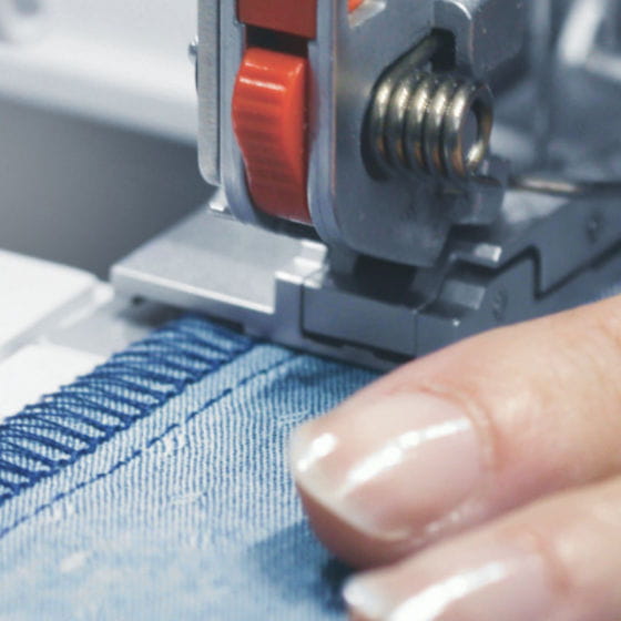 Dekorative Naht mit der BERNINA L 890